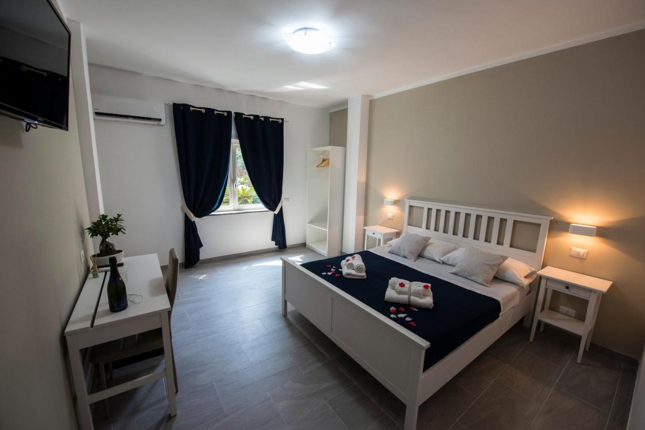 Cosmo Rooms A Pochi Passi Da Tropea Santa Domenica  Exterior foto